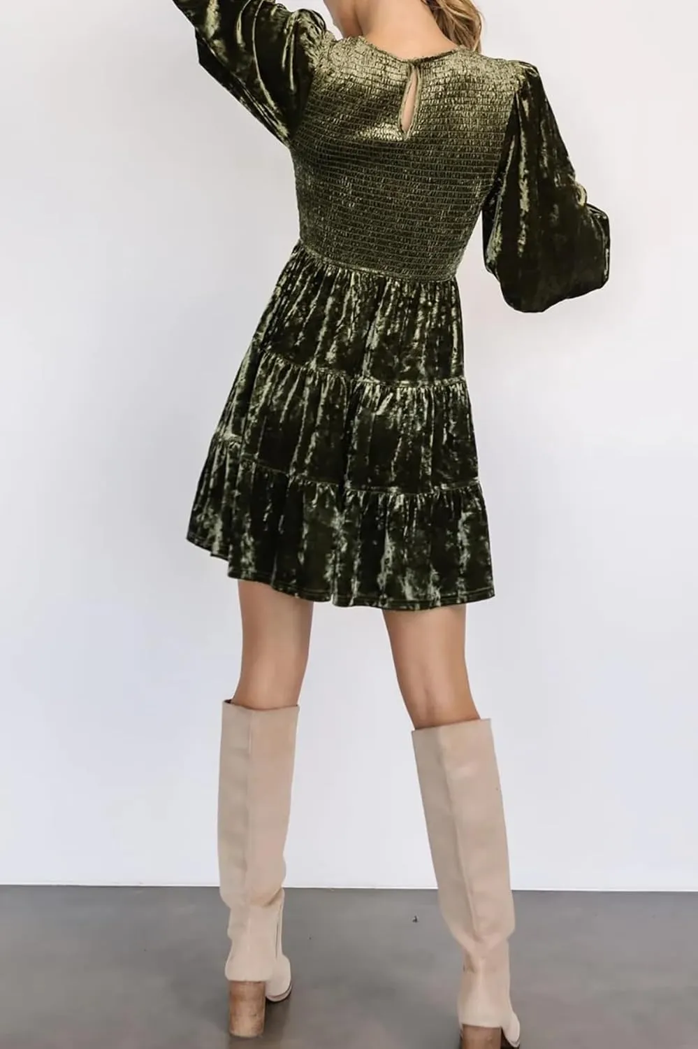 R.Vivimos Women's Fall Winter Crushed Velvet Dress Long Sleeve Crew Neck Elastic Smocked A-Line Tiered Ruffle Mini Dress